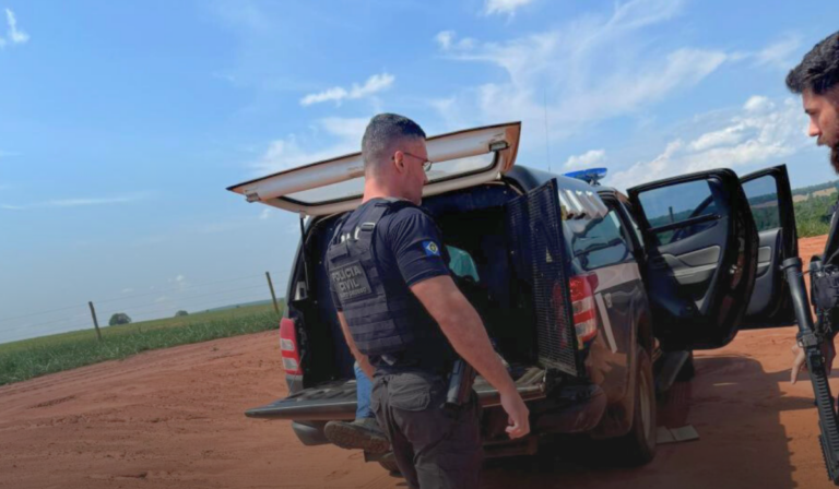 Polícia Civil cumpre mandados contra traficante em São José do Rio Claro